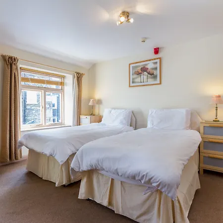 Elim House (adults Only) 鲍内斯温德米尔